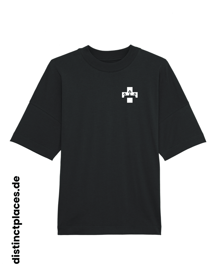 Schwarzes fairtrade, vegan und bio-baumwoll T-Shirt von vorne mit einem minimalistischem weißen Logo, beziehungsweise Wappen für Koblenz
